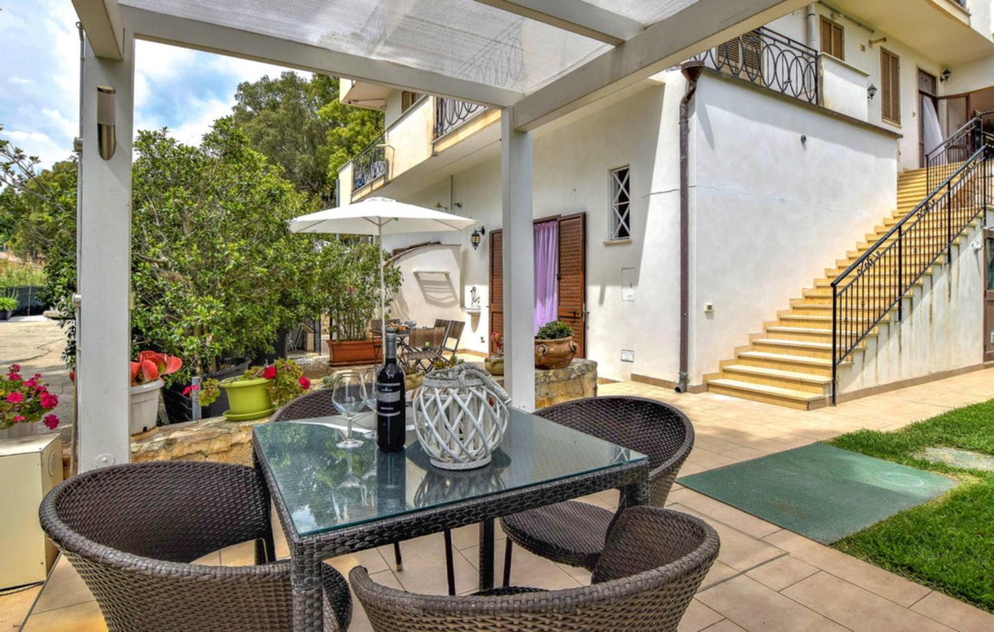 Laila Casa Vacanza Balestrate Exterior foto