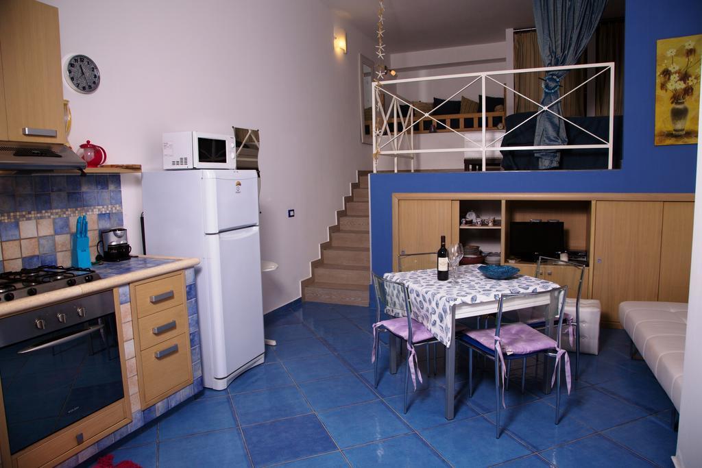 Laila Casa Vacanza Balestrate Habitación foto